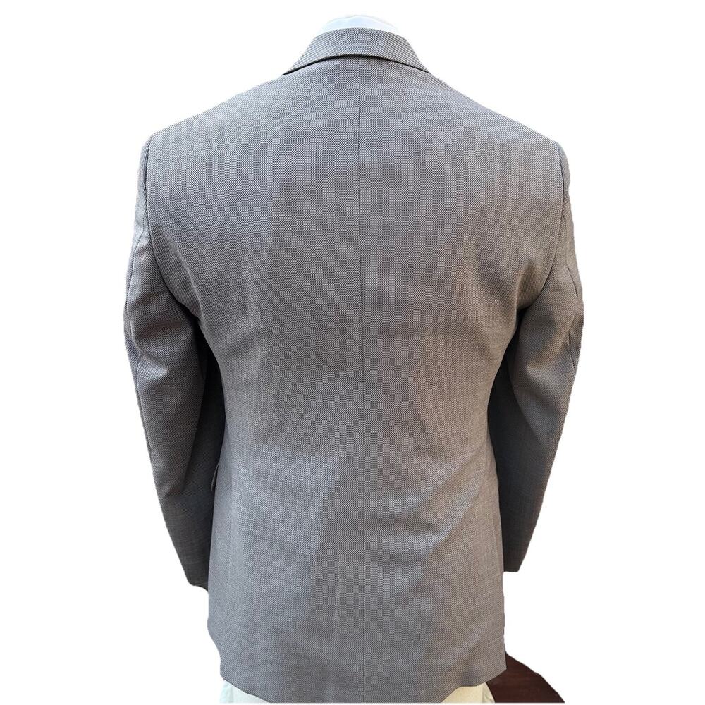 Jos A Bank 38S Travel Tek Sport Coat. Tailored fit - Picture 8 of 14